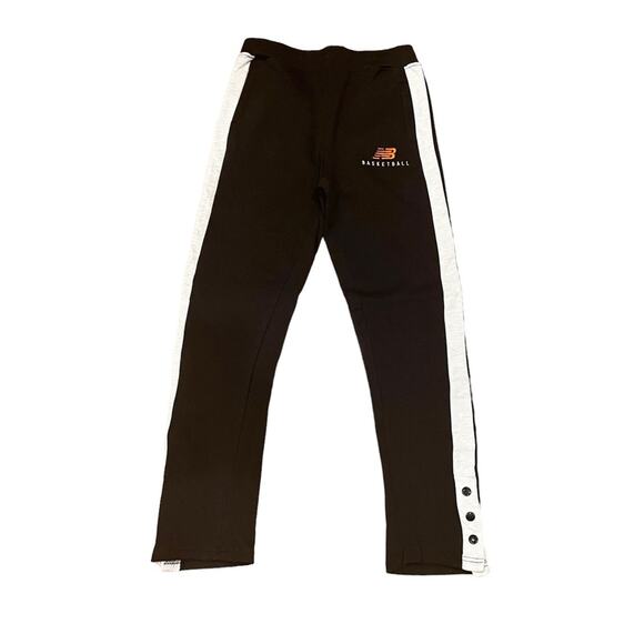 New Balance Sweatpants Youth Large (14-16) Black Basketball Sports Activewear - Picture 3 of 10